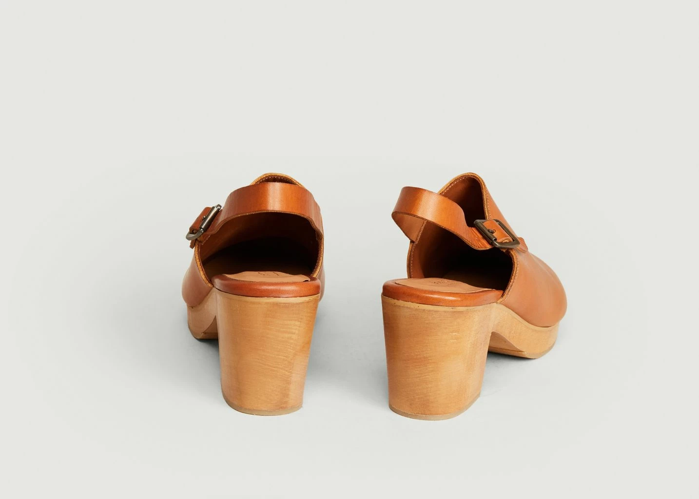 Anthology Paris Camel Zagreb Leather Clogs Shoes 3 Anthology Paris Camel Zagreb Leather Clogs Shoes