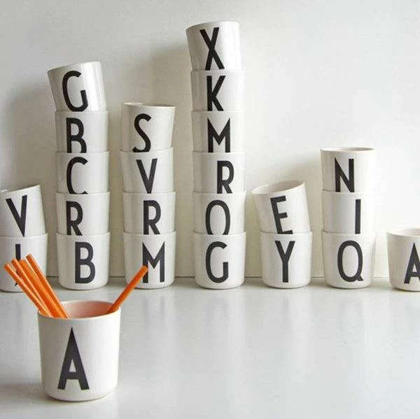 Design Letters Arne Jacobsen Vaso Melamina 1 Design Letters Arne Jacobsen Vaso Melamina