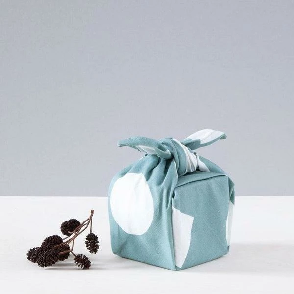 Ola Organic Cotton Wrap Turquoise Shapes 1 Ola Organic Cotton Wrap Turquoise Shapes