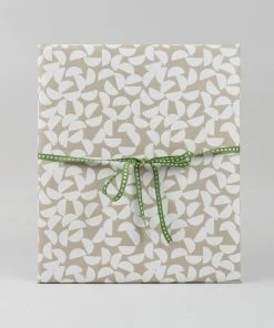 Ola 10 Sheets of Gift Wrap - Maze Sand